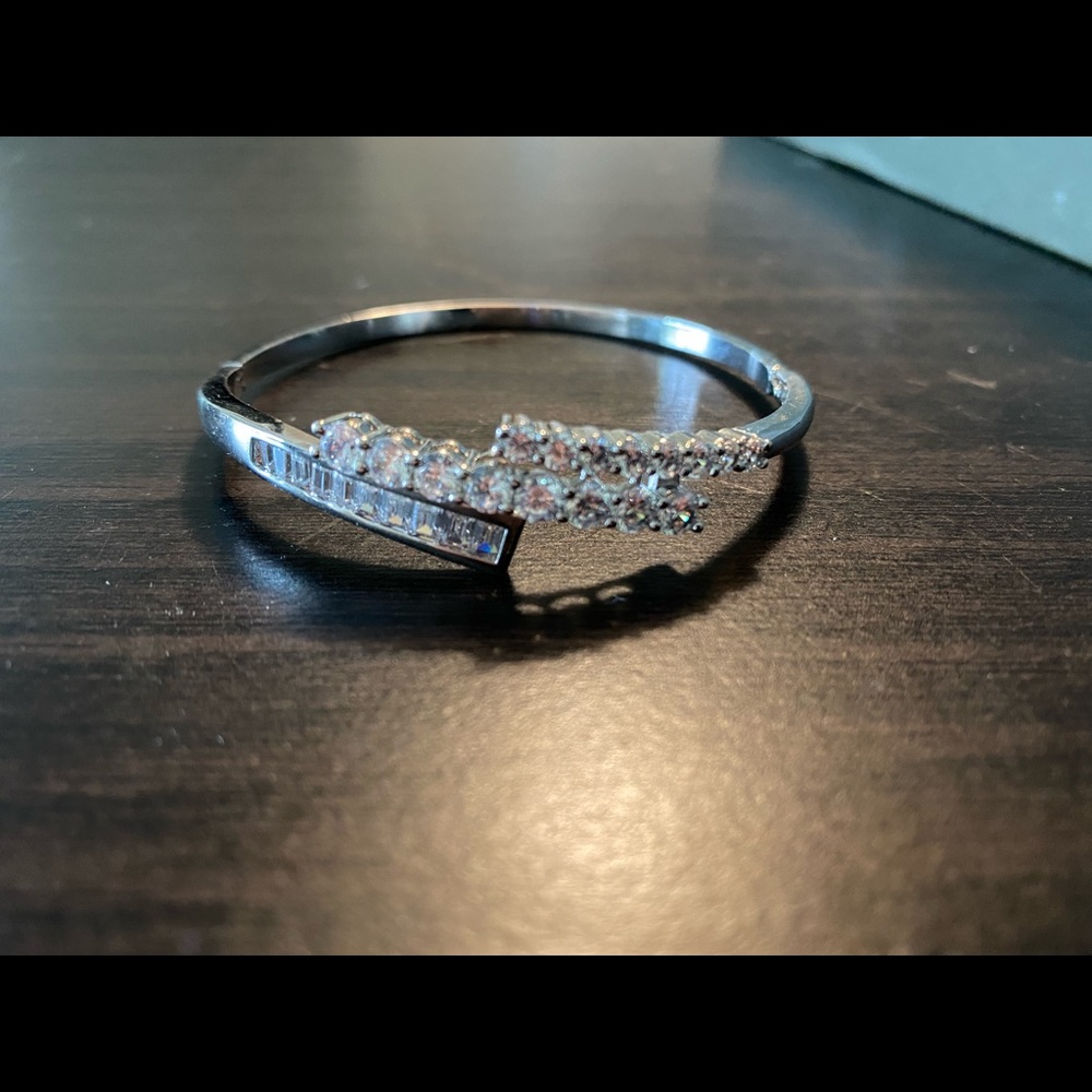 Hinged Bracelet - image 1